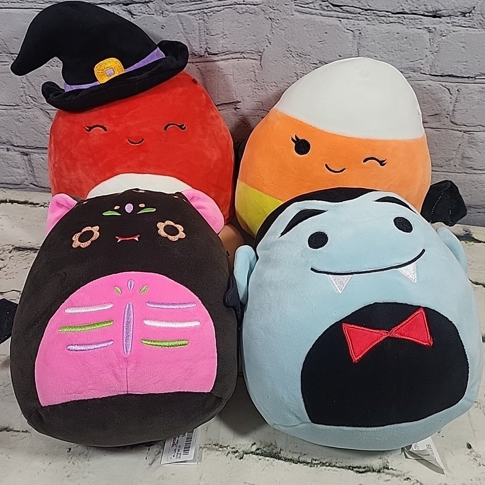 Squishmallows Halloween Plush Lot Of 4 Dalia Bat‎ Drake Dracula Casey Candy Corn